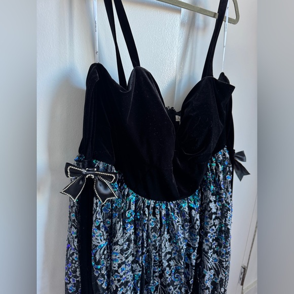 AW Bridal Nida Dress Size 24 OUT OF STOCK / Never Worn - Picture 7 of 8